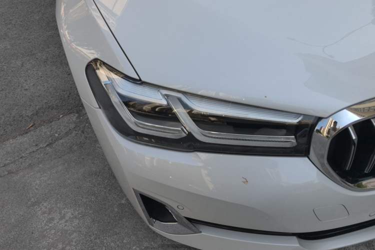 Used BMW 5 Series 2021 Updated 530Li Luxury Package Premium Edition Right Front Headlight