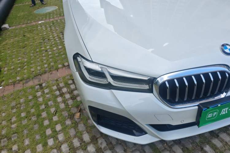Used BMW 5 Series 2021 530Li Leading Model M Sport Package Right Front Headlight