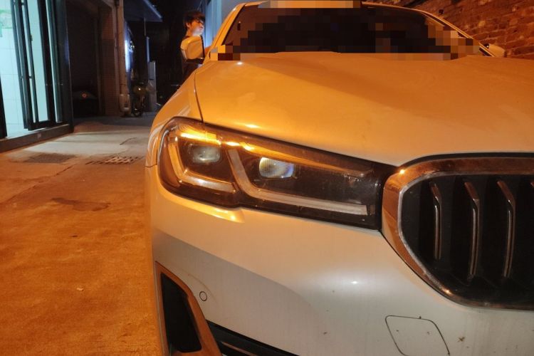 Used BMW 5 Series 2021 Restyled 530Li Leading Edition Luxury Package Right Front Headlight