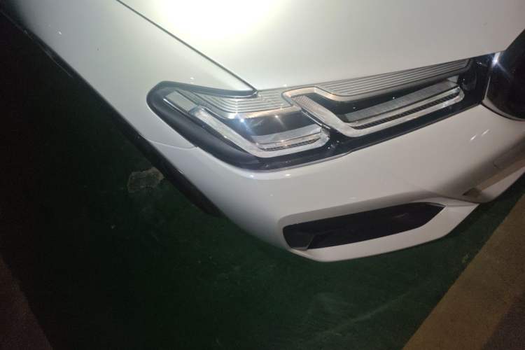 Used BMW 5 Series 2021 Facelifted 525Li M Sport Package Right Front Headlight