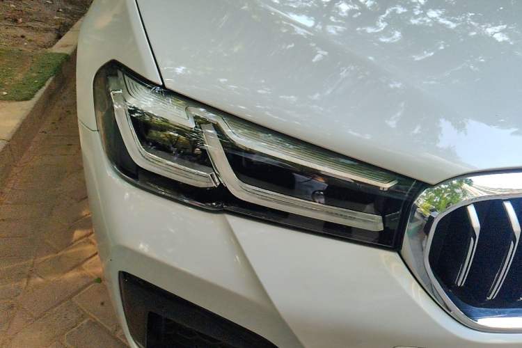 Used BMW 5 Series 2021 525Li M Sport Package Right Front Headlight