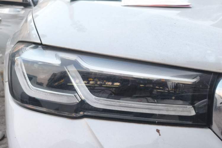 Used BMW 5 Series 2021 530Li Leading Model M Sport Package Right Front Headlight