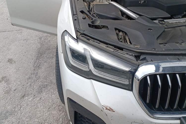 Used BMW 5 Series 2021 530Li Leading Luxury Package Right Front Headlight
