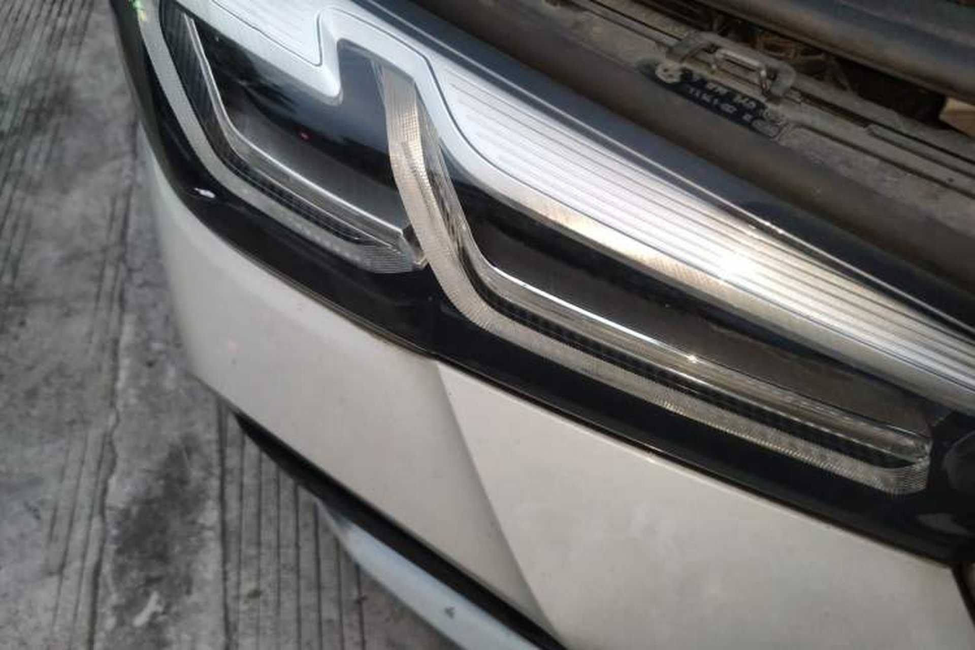 Used BMW 5 Series 2021 530Li Leading Model M Sport Package Right Front Headlight