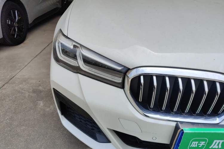 Used BMW 5 Series 2021 530Li Leading Model M Sport Package Right Front Headlight