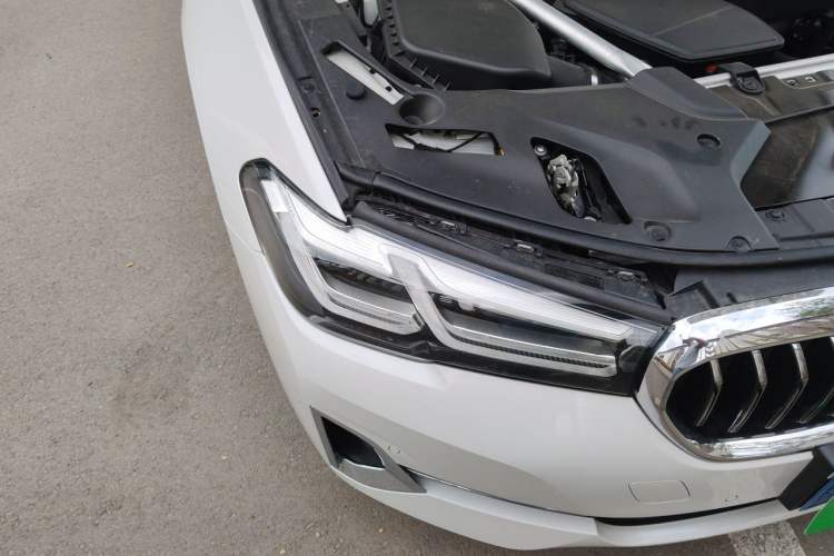 Used BMW 5 Series 2021 530Li xDrive Luxury Package Right Front Headlight