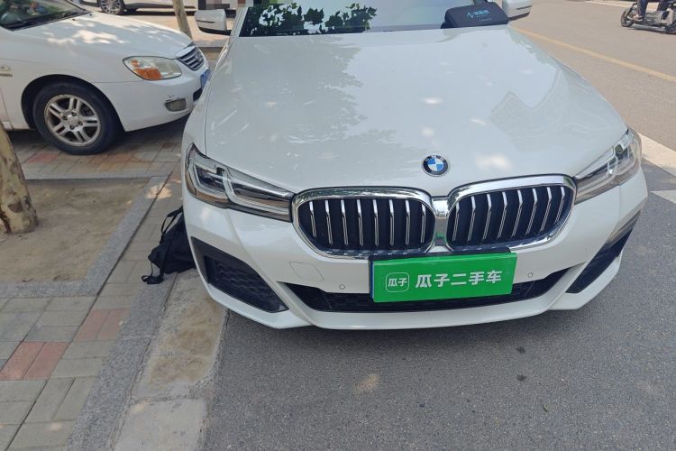 Used BMW 5 Series 2021 Facelifted 530Li Leading Edition M Sport Package Right Front Headlight