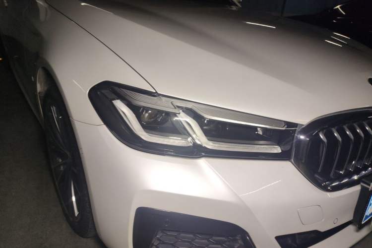 Used BMW 5 Series 2021 530Li Leading Model M Sport Package Right Front Headlight
