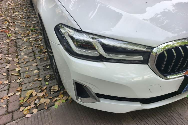 Used BMW 5 Series 2021 530Li Leading Luxury Package Right Front Headlight