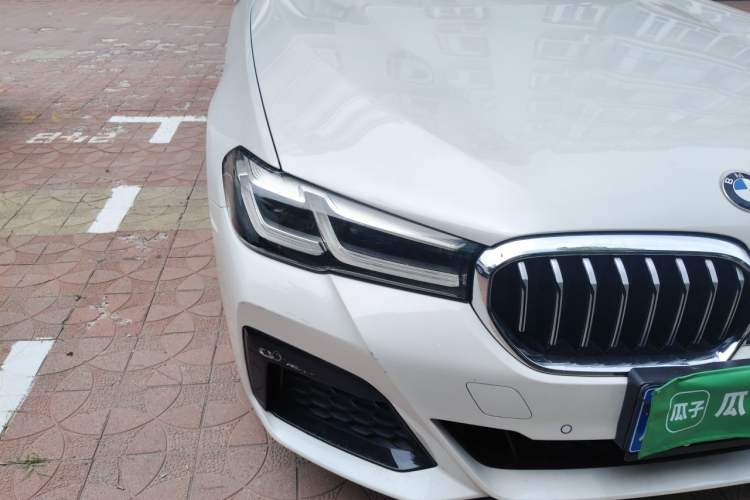 Used BMW 5 Series 2021 530Li xDrive M Sport Package Right Front Headlight