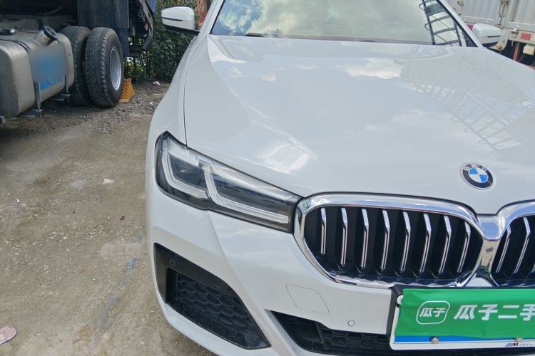 Used BMW 5 Series 2021 Restyled 530Li Luxury Edition M Sport Package Right Front Headlight
