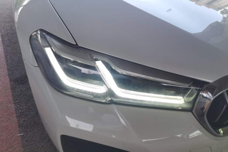 Used BMW 5 Series 2021 530i M Sport Package Right Front Headlight