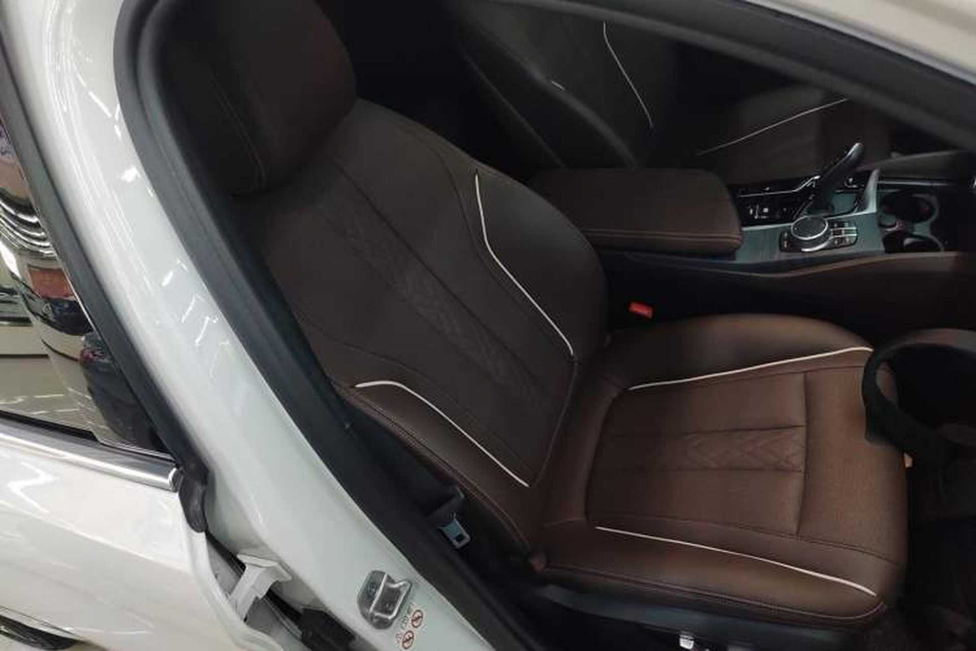 Used BMW 5 Series 2021 530Li Leading Model M Sport Package Right Front Seat