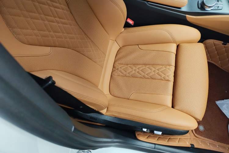 Used BMW 5 Series 2021 530i M Sport Package Right Front Seat