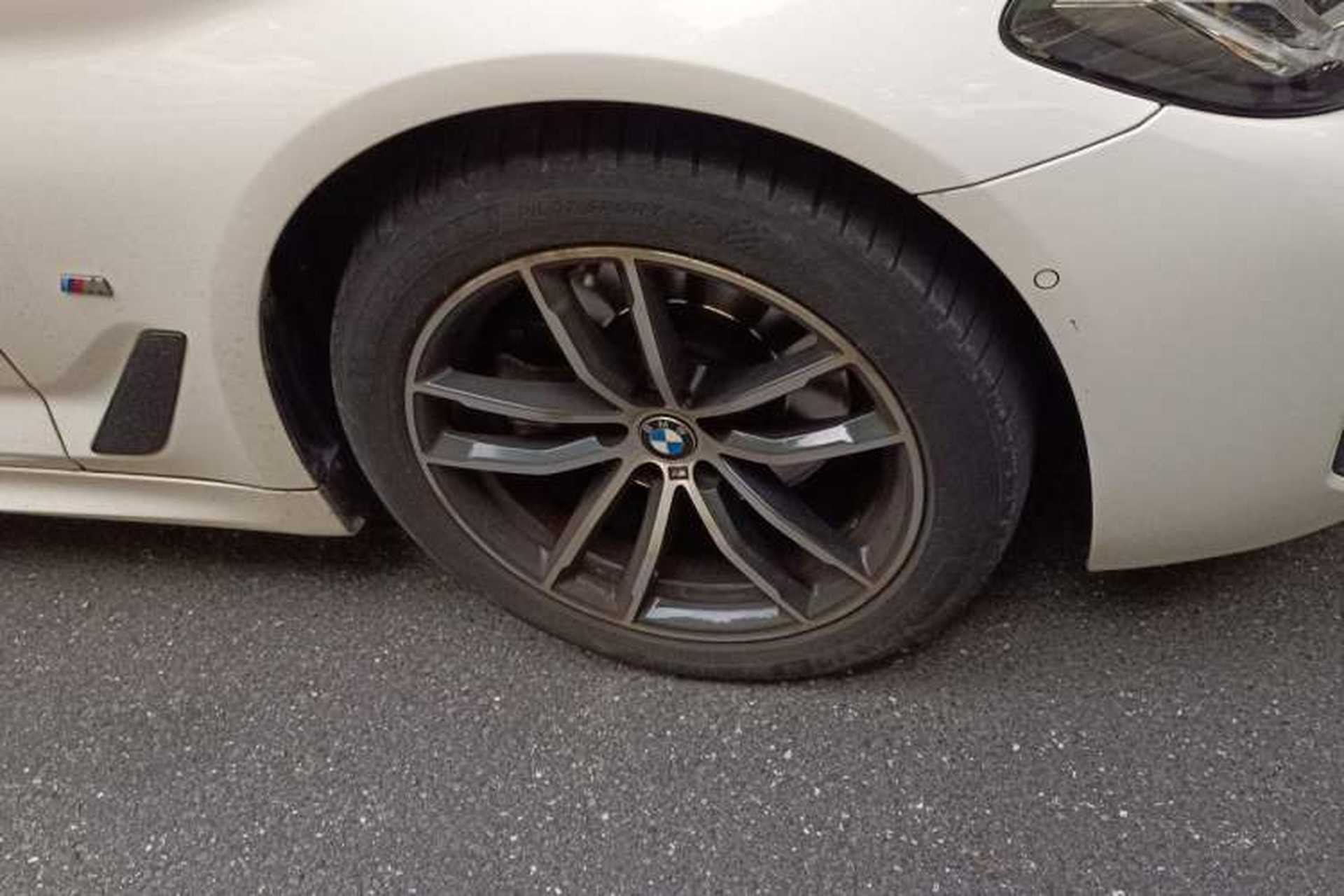 Used BMW 5 Series 2021 525i M Sport Package Right Front Wheel Hub