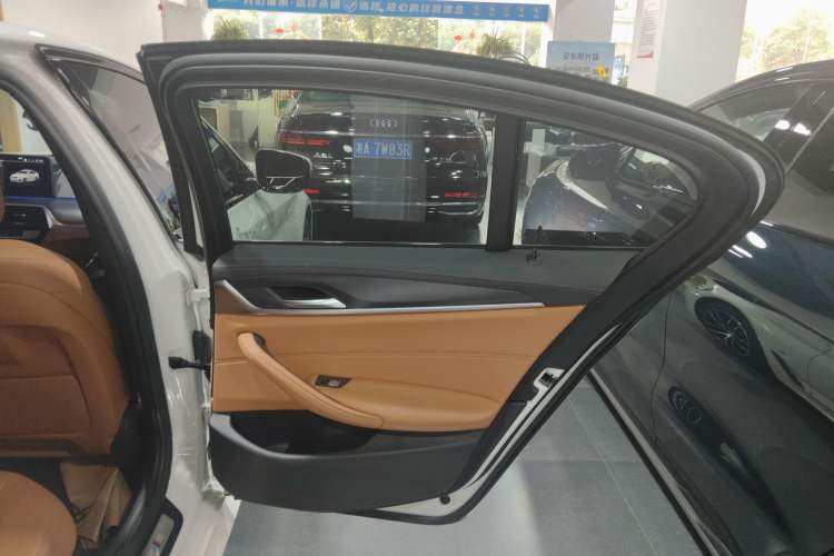 Used BMW 5 Series 2021 525i M Sport Package Right Rear Door Interior