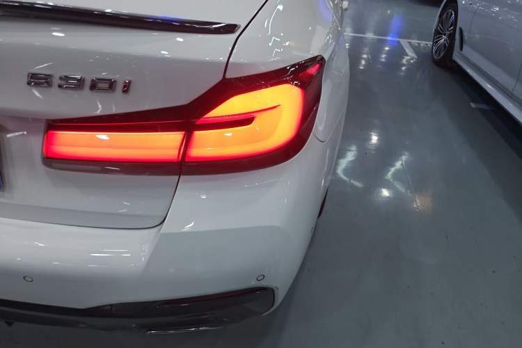 Used BMW 5 Series 2021 530i M Sport Package Right Rear Taillight