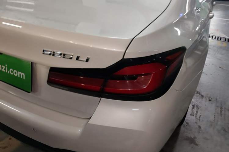 Used BMW 5 Series 2021 525Li M Sport Package Right Rear Taillight