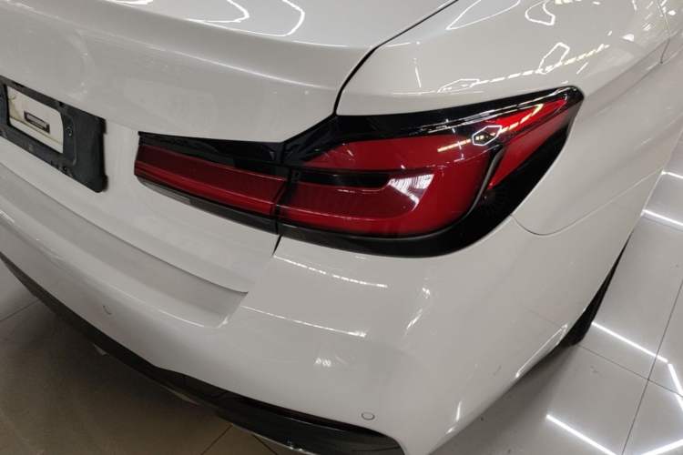 Used BMW 5 Series 2021 Facelifted 525Li M Sport Package Right Rear Taillight