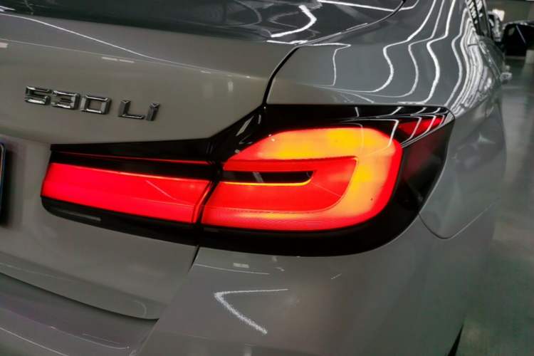 Used BMW 5 Series 2021 530Li Leading Model M Sport Package Right Rear Taillight