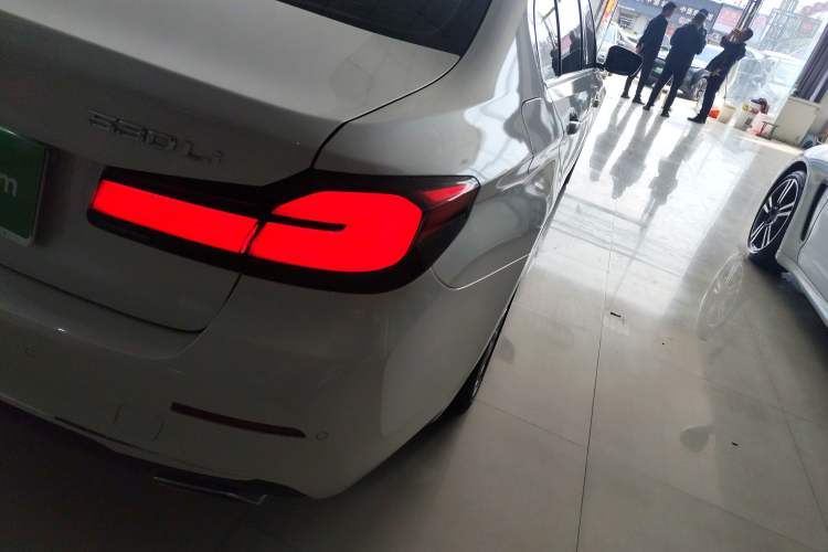 Used BMW 5 Series 2021 525Li Luxury Package Right Rear Taillight
