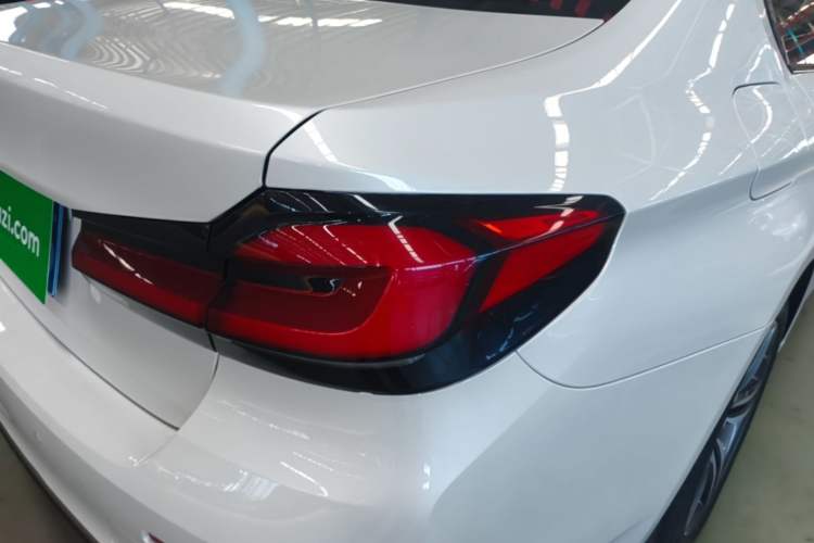 Used BMW 5 Series 2021 530Li Leading Luxury Package Right Rear Taillight