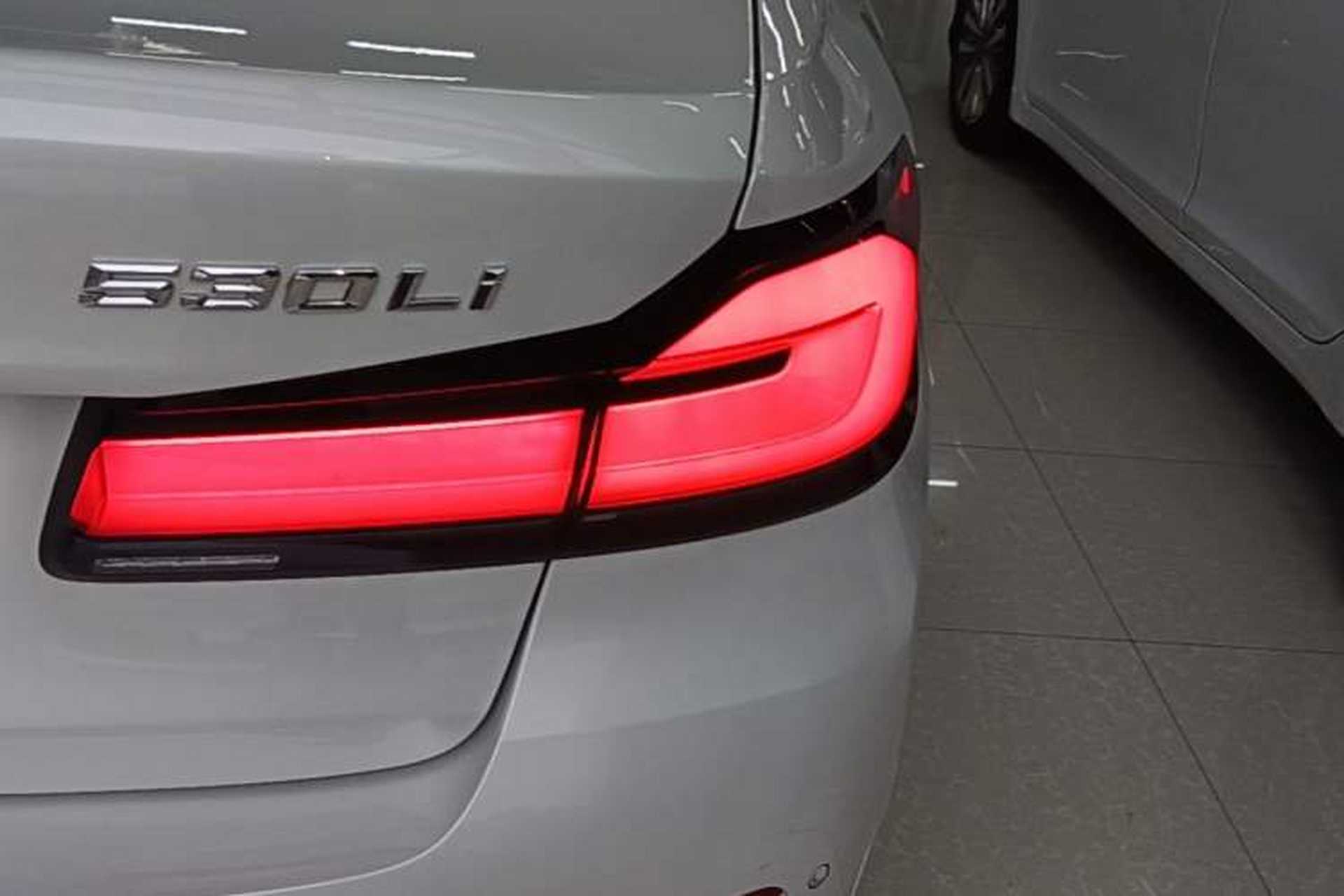 Used BMW 5 Series 2021 530Li Leading Luxury Package Right Rear Taillight