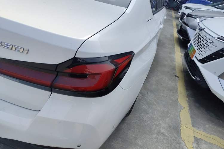 Used BMW 5 Series 2021 530i M Sport Package Right Rear Taillight