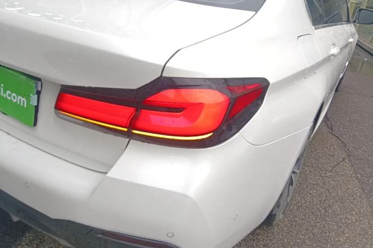 Used BMW 5 Series 2021 530Li Leading Model M Sport Package Right Rear Taillight
