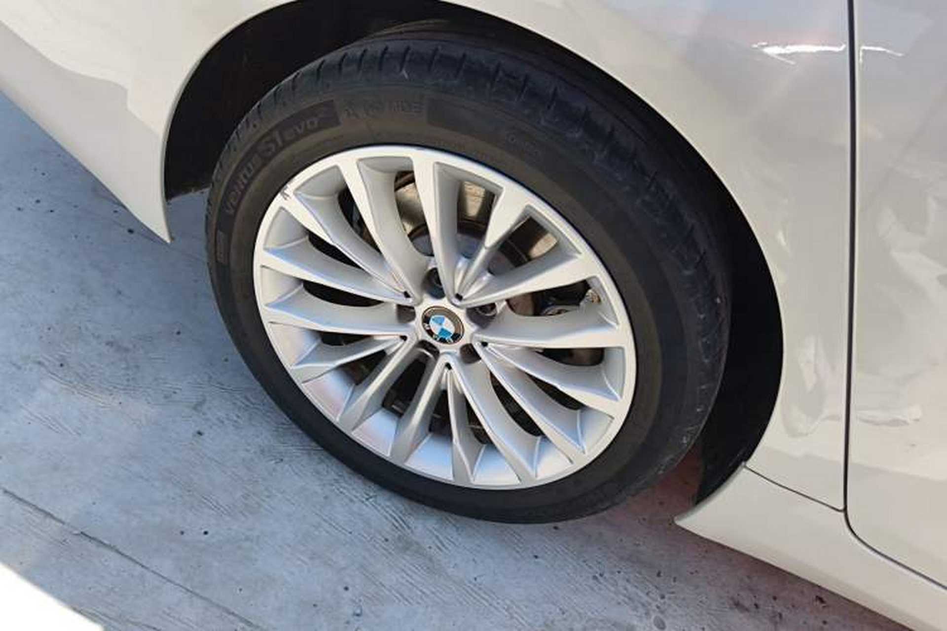 Used BMW 5 Series 2021 Updated Version 525Li Luxury Package Right Rear Wheel Hub