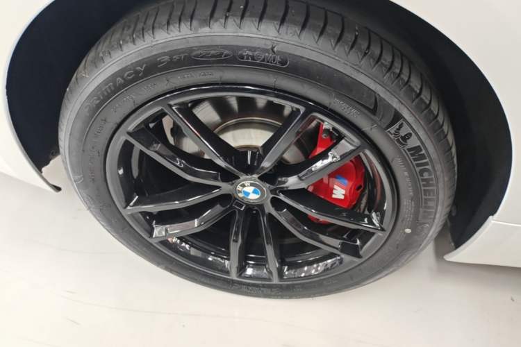 Used BMW 5 Series 2021 Facelifted 525Li M Sport Package Right Rear Wheel Hub