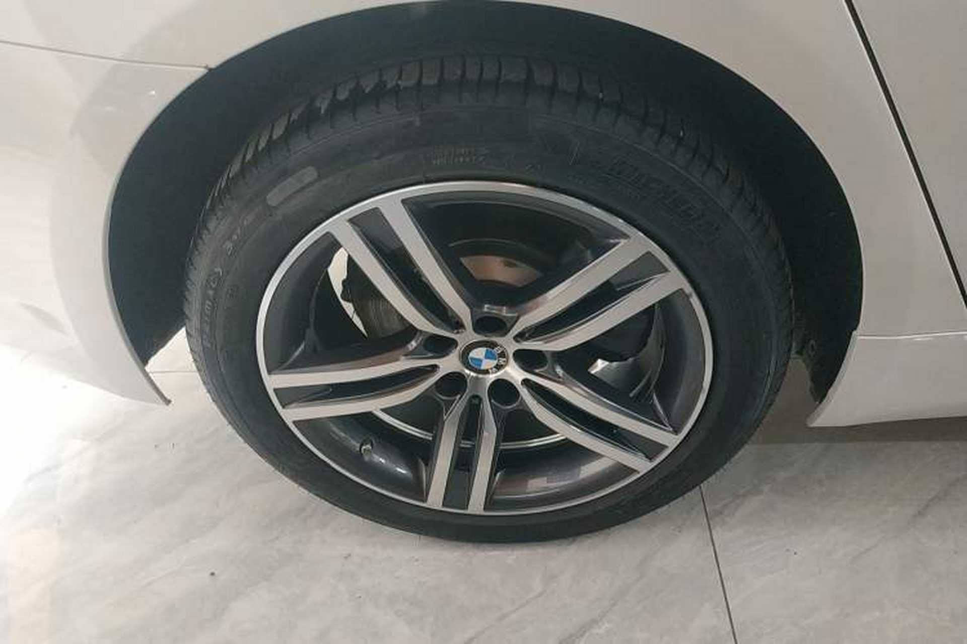 Used BMW 5 Series 2021 Restyled 530Li Leading Edition Luxury Package Right Rear Wheel Hub