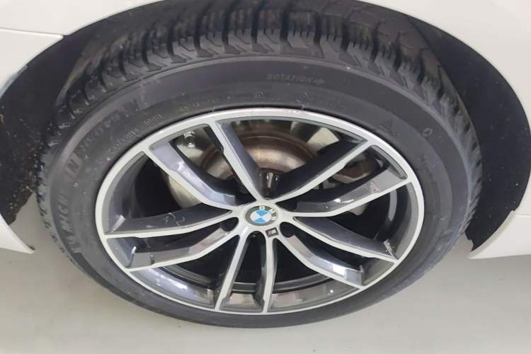 Used BMW 5 Series 2021 525i M Sport Package Right Rear Wheel Hub