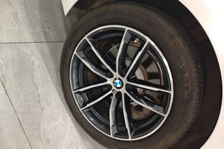 Used BMW 5 Series 2021 525Li M Sport Package Right Rear Wheel Hub