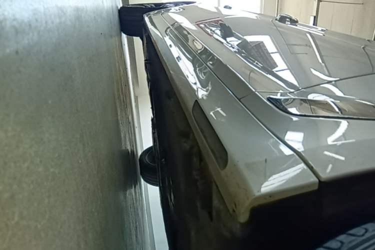Used BMW 5 Series 2021 530Li xDrive Luxury Package Right Side Sill