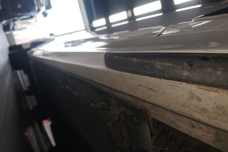 Used BMW 5 Series 2021 525Li Luxury Package Right Side Sill