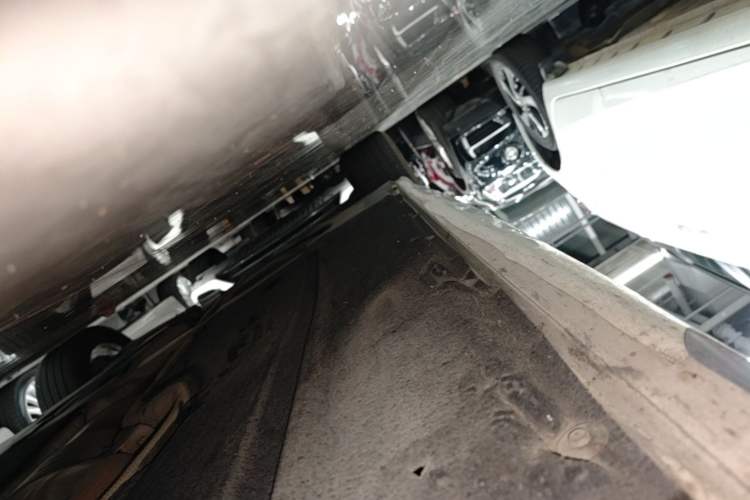 Used BMW 5 Series 2021 525Li M Sport Package Right Side Sill
