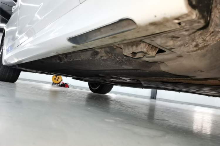 Used BMW 5 Series 2021 530Li Leading Model M Sport Package Right Side Sill