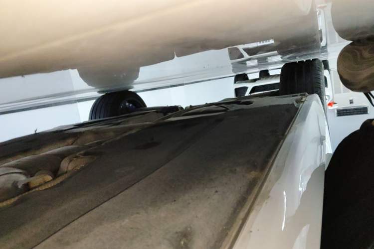Used BMW 5 Series 2021 530Li Leading Model M Sport Package Right Side Sill