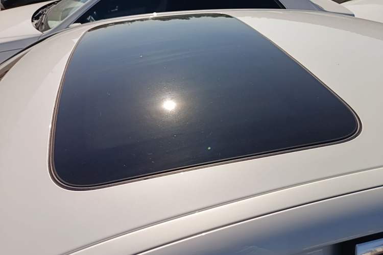Used BMW 5 Series 2021 525Li Luxury Package Roof