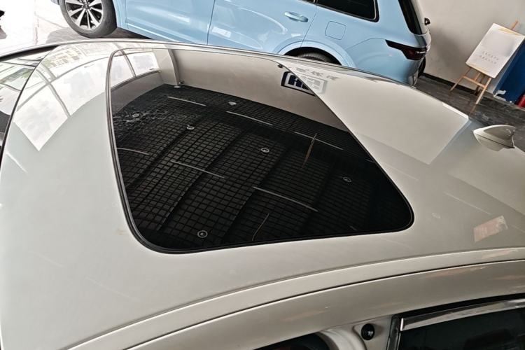 Used BMW 5 Series 2021 Facelifted 525Li M Sport Package Roof