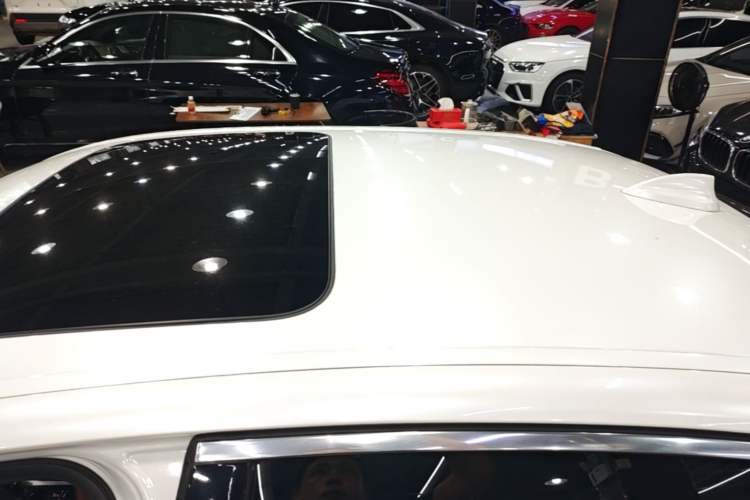 Used BMW 5 Series 2021 525Li M Sport Package Roof
