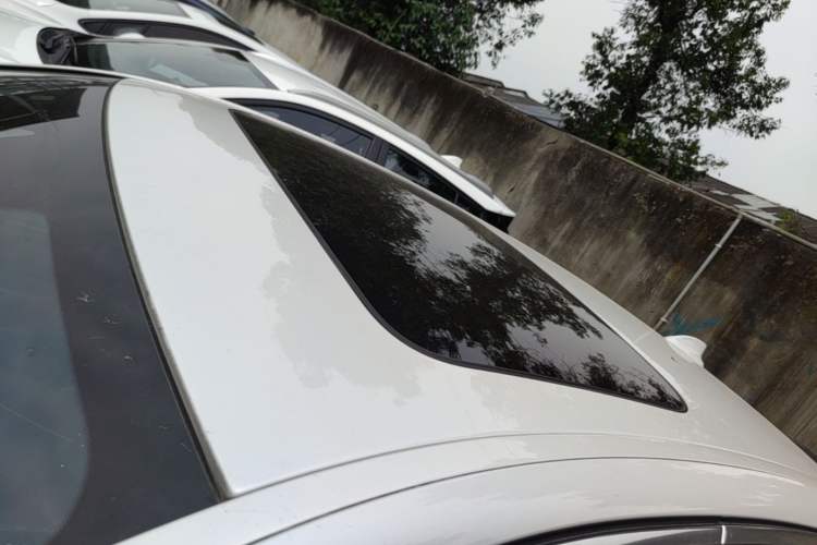 Used BMW 5 Series 2021 Facelifted 525Li M Sport Package Roof