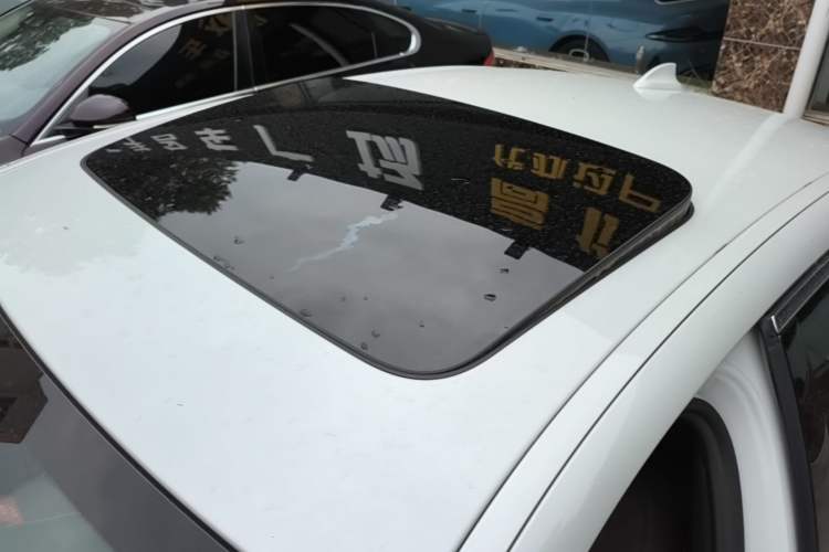 Used BMW 5 Series 2021 525Li M Sport Package Roof