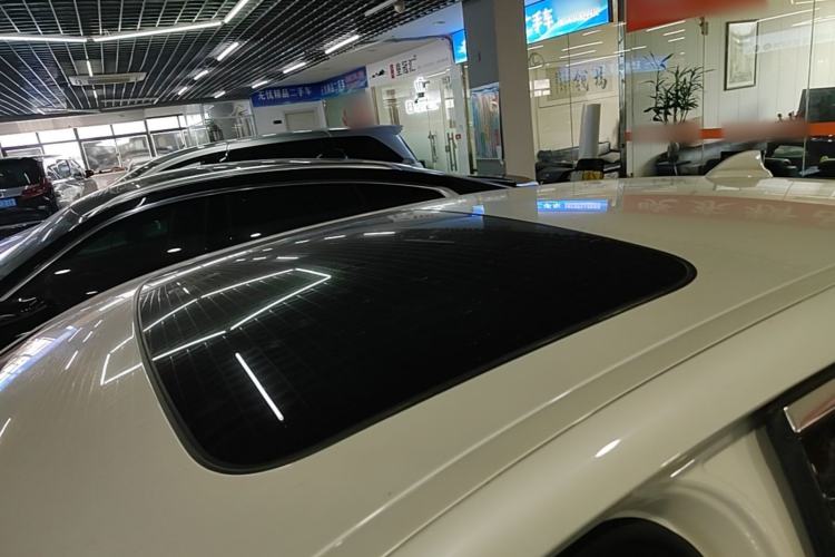 Used BMW 5 Series 2021 525Li M Sport Package Roof