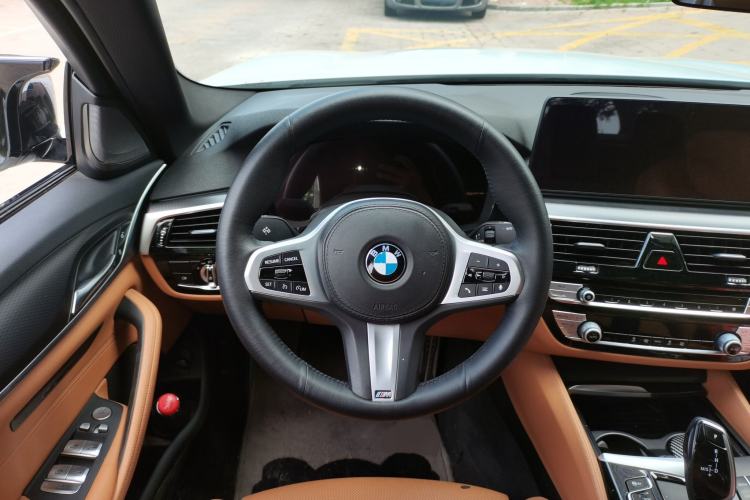 Used BMW 5 Series 2021 525i M Sport Package Steering Wheel
