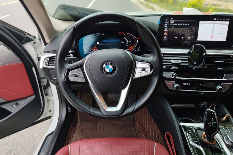 Used BMW 5 Series 2021 525Li Luxury Package Steering Wheel