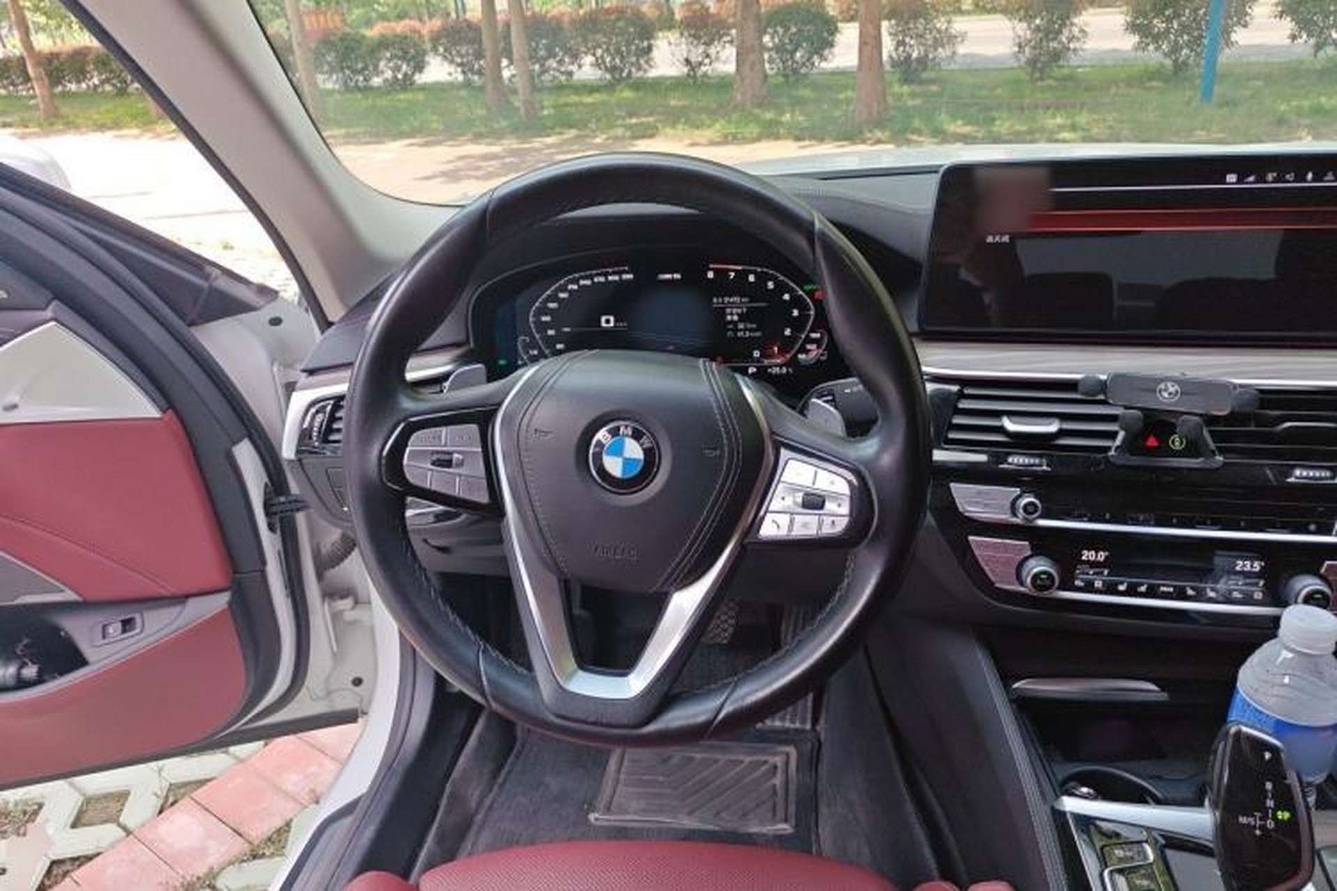 Used BMW 5 Series 2021 530Li Luxury Edition Premium Package Steering Wheel