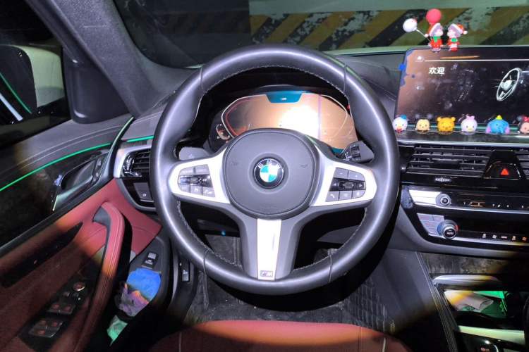 Used BMW 5 Series 2021 525Li M Sport Package Steering Wheel