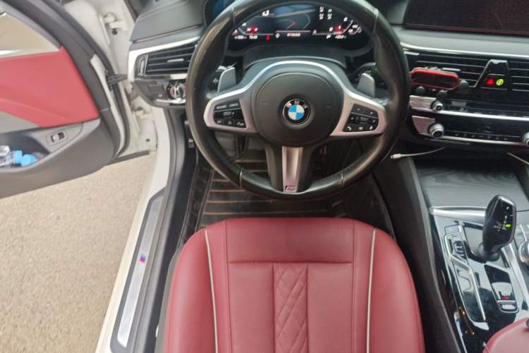 Used BMW 5 Series 2021 530Li Leading Model M Sport Package Steering Wheel